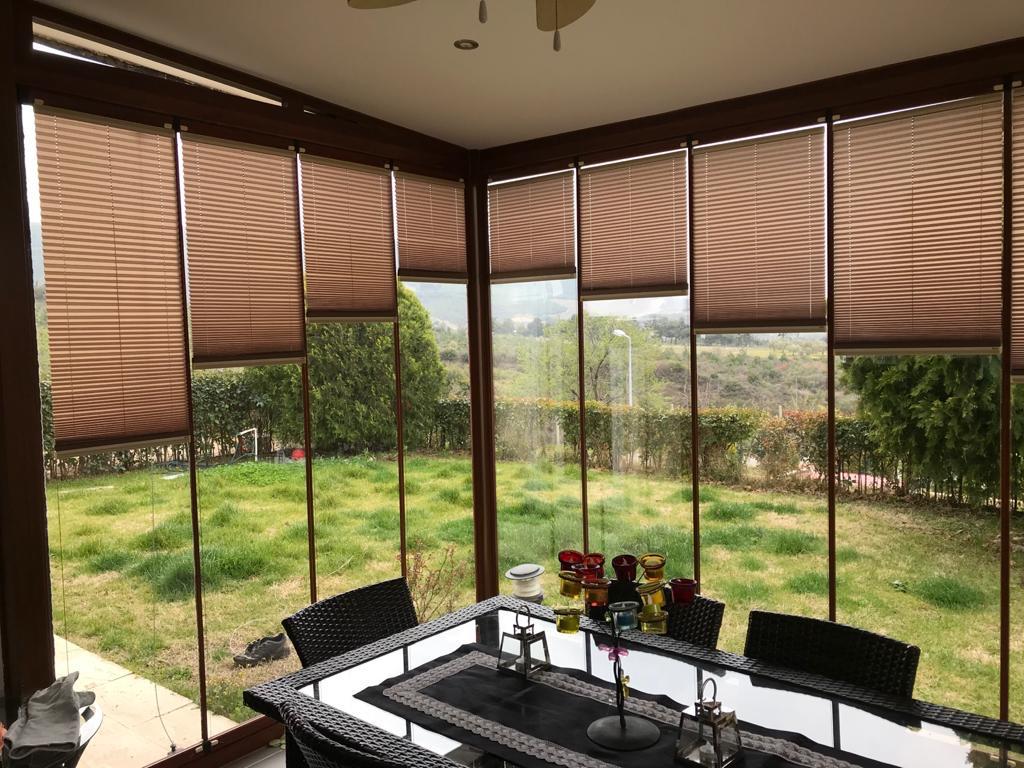 Cam Balkon Perdesi 1