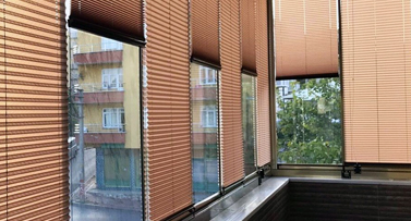 Cam Balkon Perdesi 2